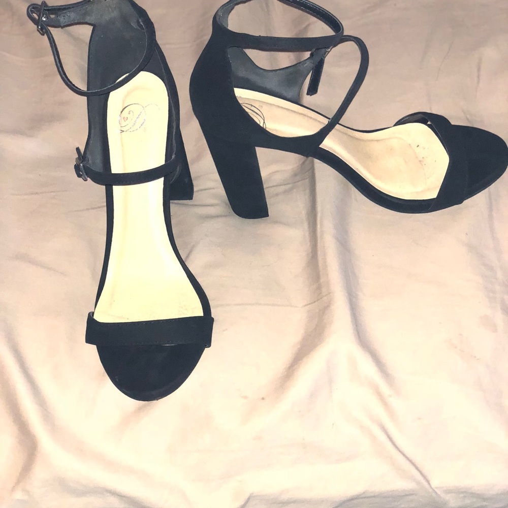 Black chunky heels